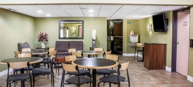 品质酒店-塞尔玛-史密斯菲尔德(Quality Inn Selma - Smithfield)图片