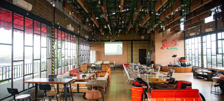 普禾加多美特尔酒店(Meotel Purwokerto)图片