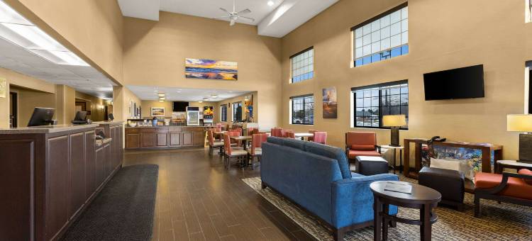 拉丁顿智选假日酒店(Comfort Inn Ludington Near US-10)图片