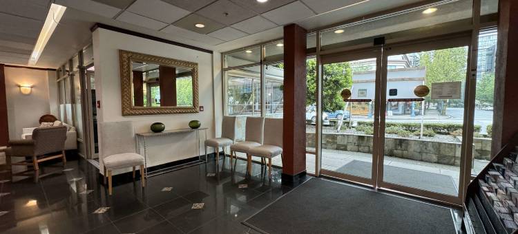 里士满温哥华机场贝斯特韦斯特必住酒店(SureStay by Best Western Richmond Vancouver Airport)图片