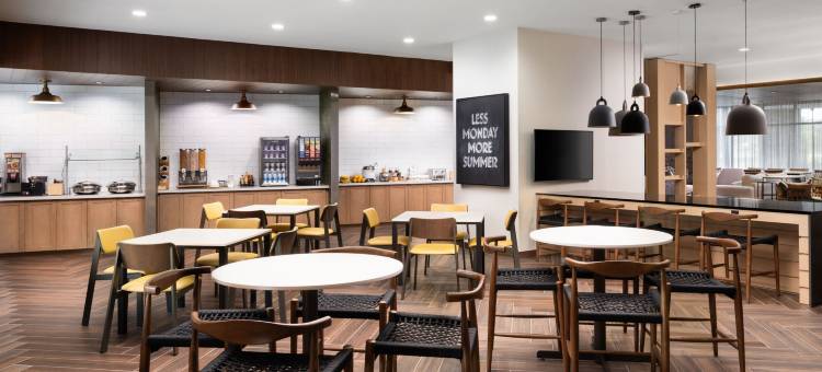 韦克罗斯万枫酒店(Fairfield Inn & Suites Waycross)图片