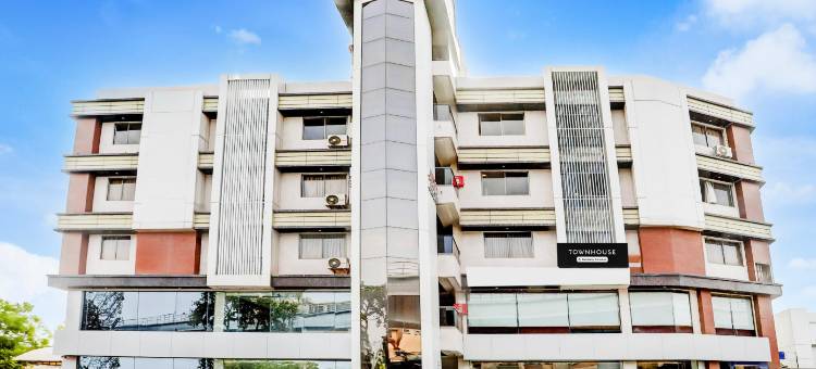 Super Townhouse Prahladnagar图片