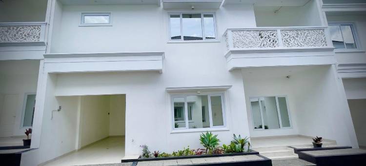 RRR豪华别墅(RRR Luxury Villas)图片
