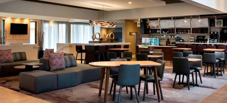 芝加哥内珀维尔万怡酒店(Courtyard Chicago Naperville)图片