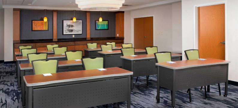 迈阿密机场南万枫酒店及套房(Fairfield Inn & Suites Miami Airport South)图片