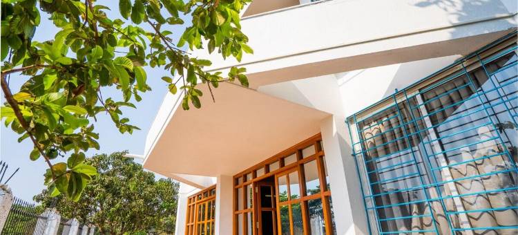 位于旧果亚的3卧室平房-400平方米|带3个独立浴室(Lake View Villa)图片