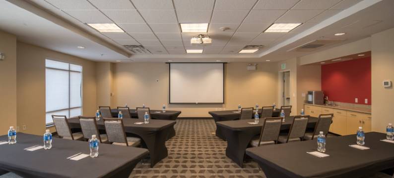 普罗沃奥勒姆万豪TownePlace酒店(TownePlace Suites Provo Orem)图片