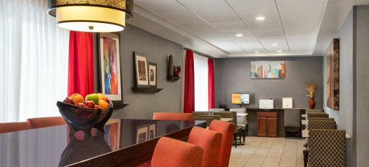 堪萨斯城蓝泉城希尔顿欢朋酒店(Hampton Inn Kansas City/Blue Springs)图片