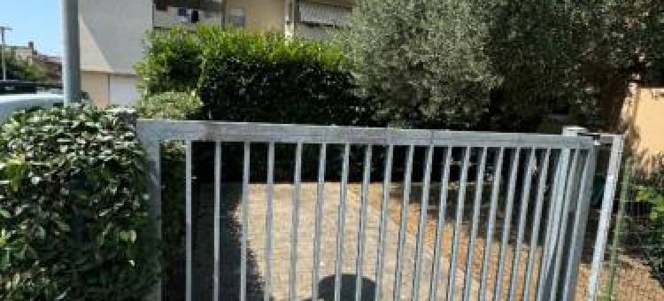 Bellissima Stanza Con Parcheggio Gratuito图片