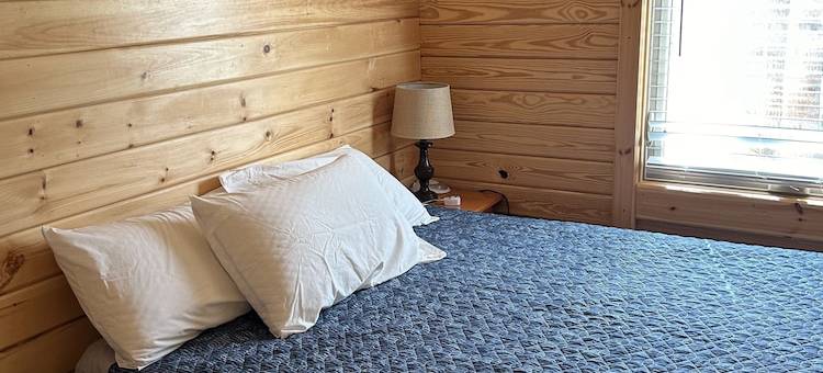 Cozy 1 Br Cabin with Loft, Close to Golf, French Lick and Patoka Lake图片