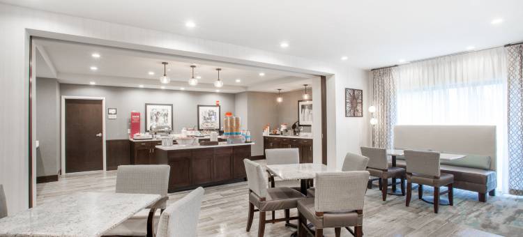 罗彻斯特彭菲尔德希尔顿欢朋酒店(Hampton Inn Rochester-Penfield)图片