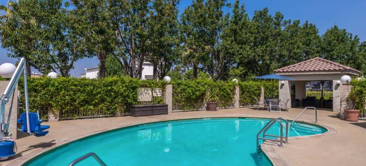 希尔顿欢朋套房酒店-安大略CA酒店(Hampton Inn & Suites Ontario)图片