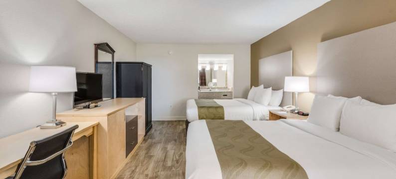 温泉城 - 汉密尔顿湖凯艺套房酒店(Quality Inn & Suites Hot Springs - Lake Hamilton)图片