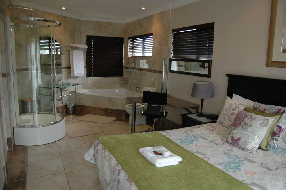 Bon A VIE Self-Catering and b&b Gonubie Full Solar Power, No Load Shedding! Over view