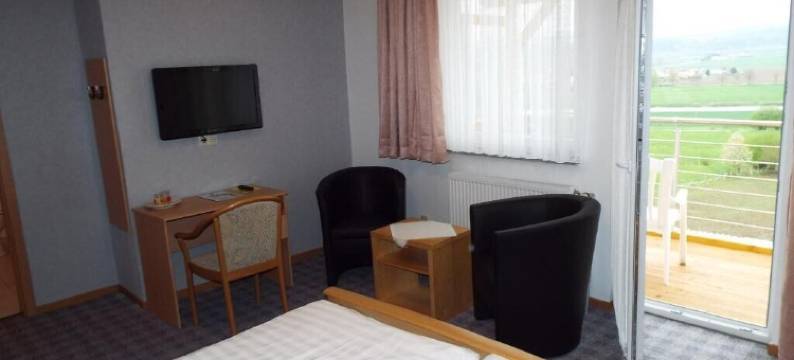 到Reinhartswald的旅馆酒店(Hotel Garni Zum Reinhardswald)图片