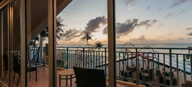 冲浪者度假酒店(Surfrider Resort Hotel)图片