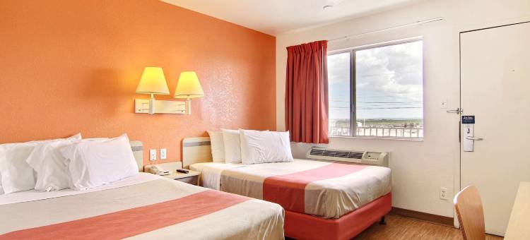 斯托克顿堡6号汽车旅馆(Motel 6 Fort Stockton, TX)图片