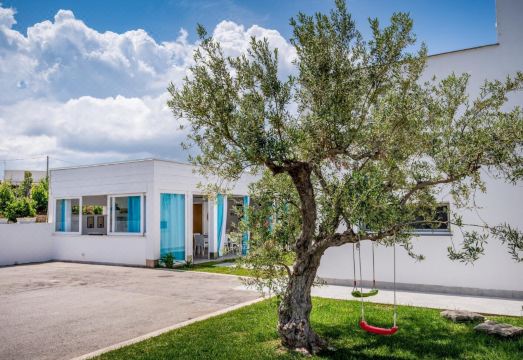 Villa Sikelia Hotel Overview