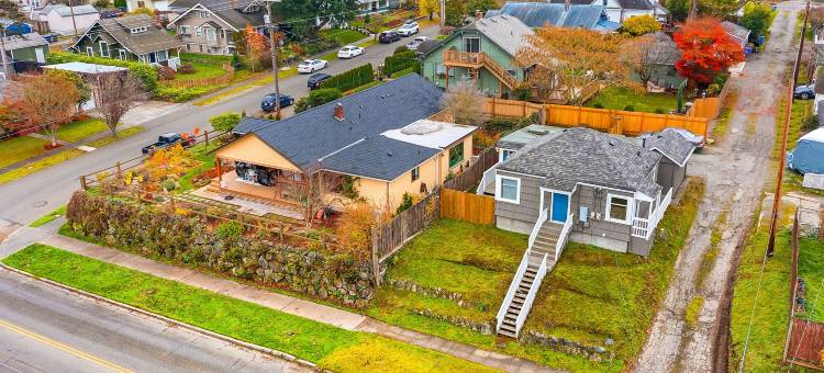 步行至霍比特人水滨之家(Walk to the Waterfront! the Hobbit House)图片