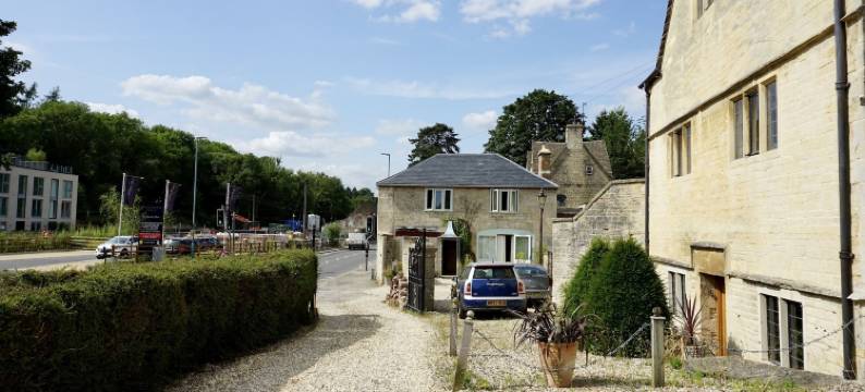 教练房和马厩(The Coach House and the Stable)图片
