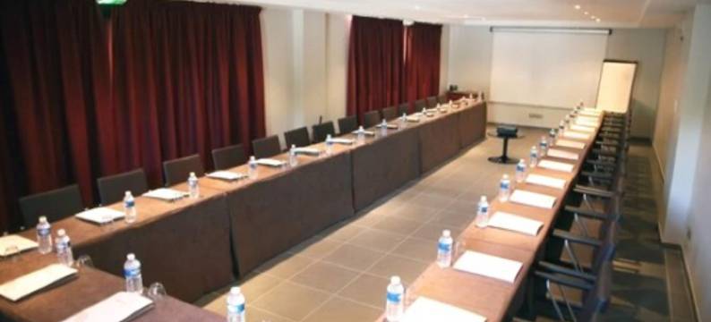 佩兹纳斯酒厂嘉里盖酒店(Garrigae Distillerie de Pezenas - Hotellerie & Spa)图片