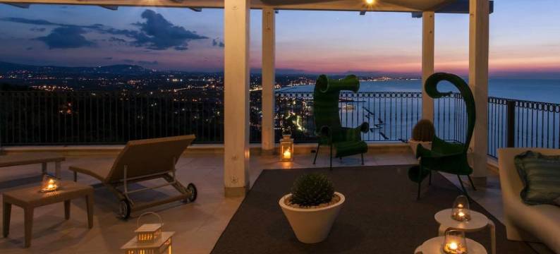 波西利波酒店(Hotel Posillipo)图片