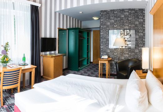 Grünau Hotel Hotel Overview