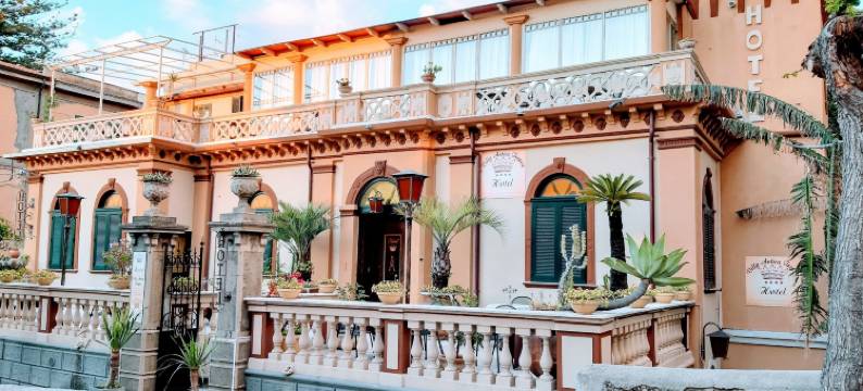 安提卡特罗佩亚别墅酒店(Hotel Villa Antica Tropea)图片