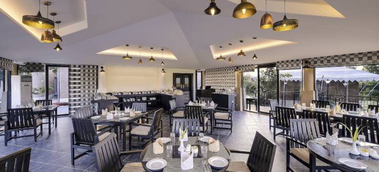 干哈斯特灵酒店(Sterling Kanha)图片