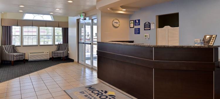 克拉马斯瀑布温德姆麦客达套房酒店(Microtel Inn & Suites by Wyndham Klamath Falls)图片