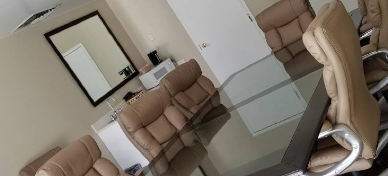 克拉丽奥酒店 - 近中国湖海军基地(Clarion Inn Near China Lake Naval Station)图片