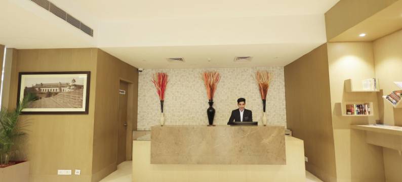 勒克瑙温德姆华美达酒店及会议中心(Ramada by Wyndham Lucknow Hotel and Convention Center)图片