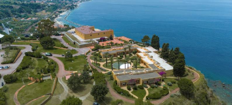 奥特菲姆度假村及水疗中心(Altafiumara Resort & Spa)图片