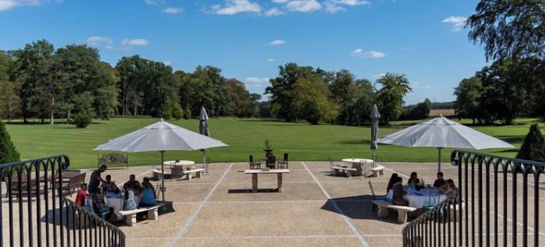 蒂利城堡(Château de Tilly)图片