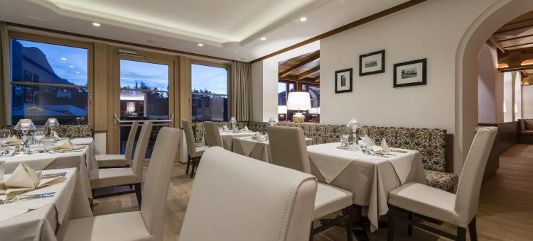 卡斯特尔鲁斯别墅酒店(Hotel Villa Kastelruth)图片