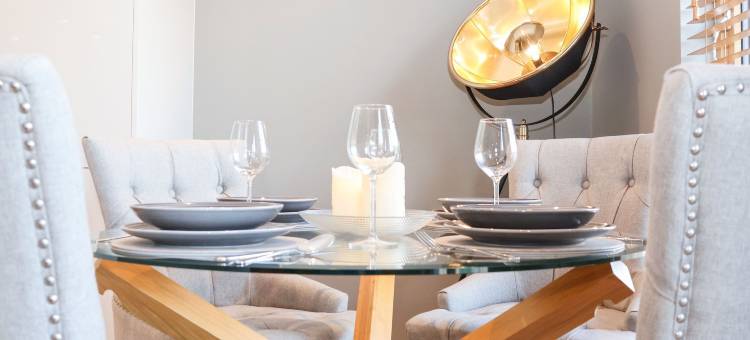 伍德桥顶层公寓(Woodbridge Penthouse)图片