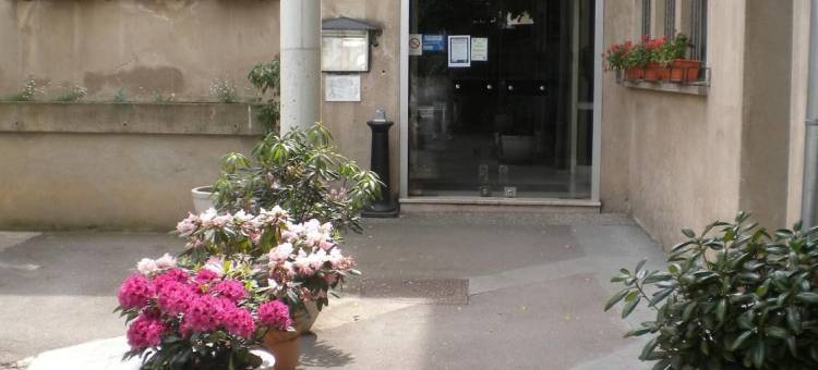 雷蒙特酒店(Logis Hotel Restaurant Remotel)图片