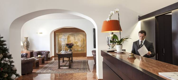 布鲁纳斯尼广场酒店(Palazzo Brunaccini Boutique Hotel)图片