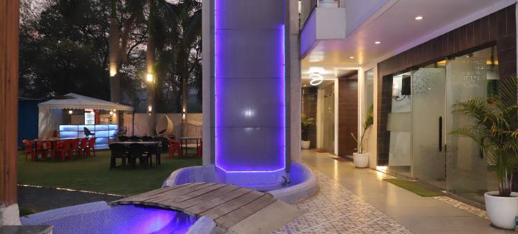 瓦提卡宫酒店纳尔马达普拉姆(Hotel Vatika Palace)图片