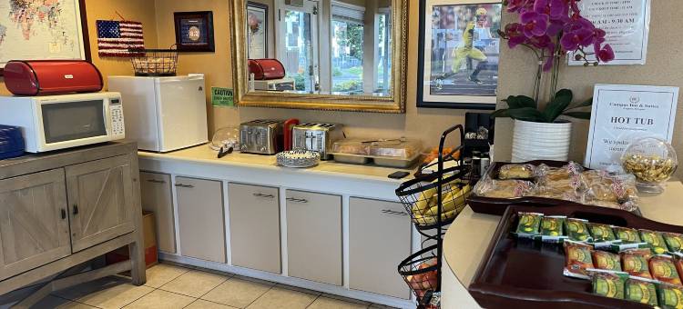 尤金市中心校园套房酒店(Campus Inn & Suites Eugene Downtown)图片