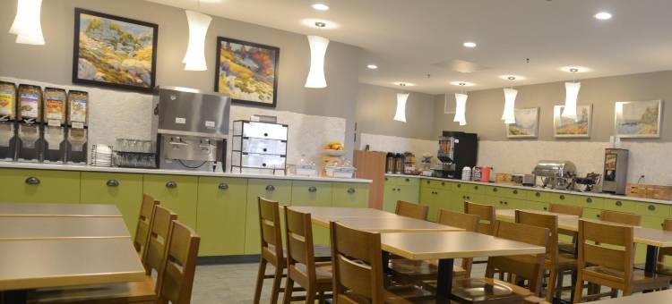 德卢斯北丽怡酒店(Country Inn & Suites by Radisson, Duluth North, MN)图片