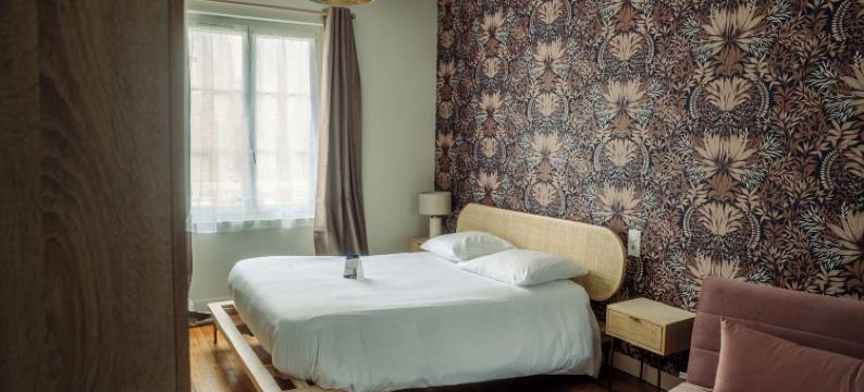 德拉普拉斯酒店(Logis -Hotel & Restaurant de la Place)图片