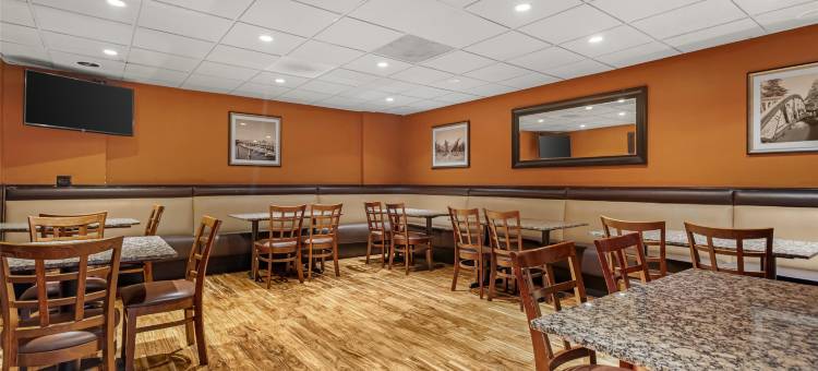 佩塔卢马贝斯特韦斯特酒店(Best Western Petaluma Inn)图片