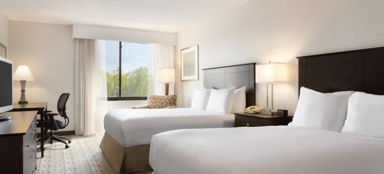 哈特福布拉德利机场希尔顿逸林酒店(DoubleTree by Hilton Hartford - Bradley Airport)图片