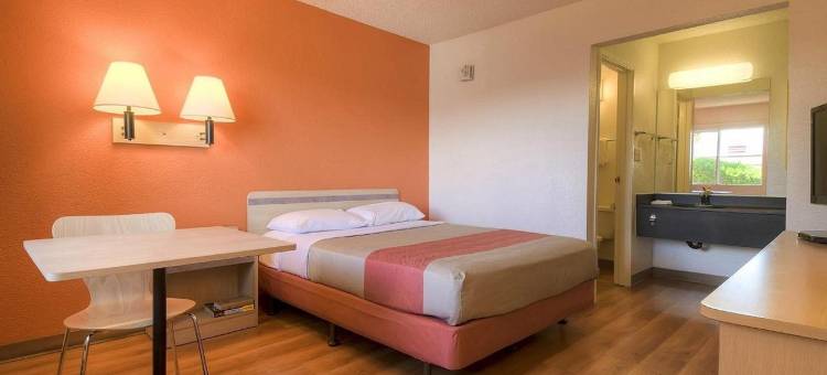 拉斯维加斯博尔德高速路Motel 6汽车旅馆(Motel 6 Las Vegas, NV - Boulder Hwy)图片