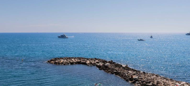 Charming studio - 2P - Sea view - Antibes.图片