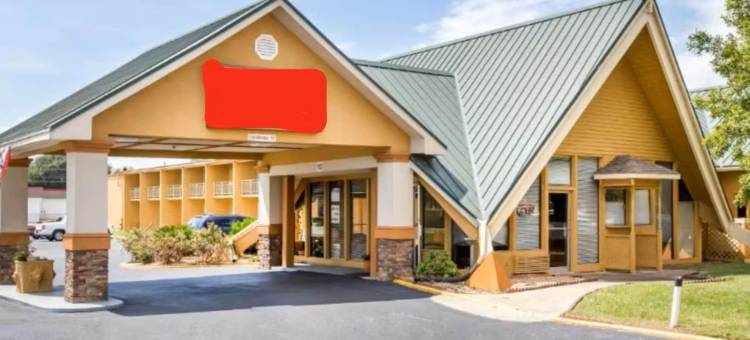 Perry Inn & Suites by Capital O National Fairground GA I 75图片