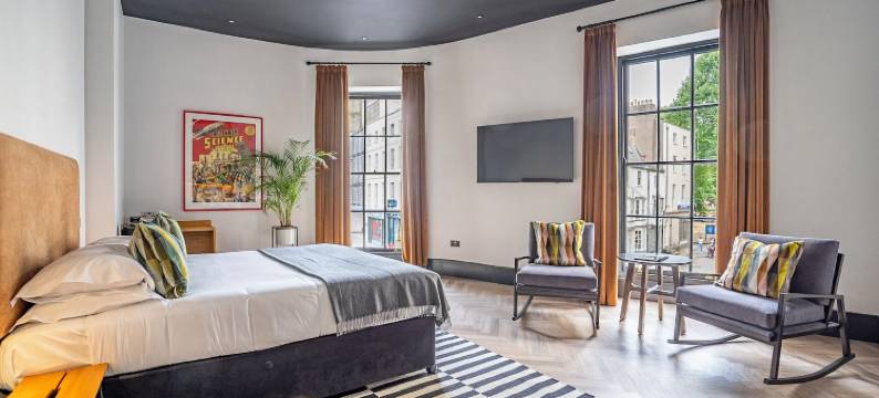 新月广场曼斯利酒店(Crescent Place by Mansley)图片