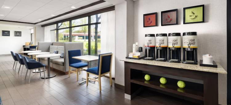 长岛艾兰迪尔欢朋酒店(Hampton Inn Long Island/Islandia)图片