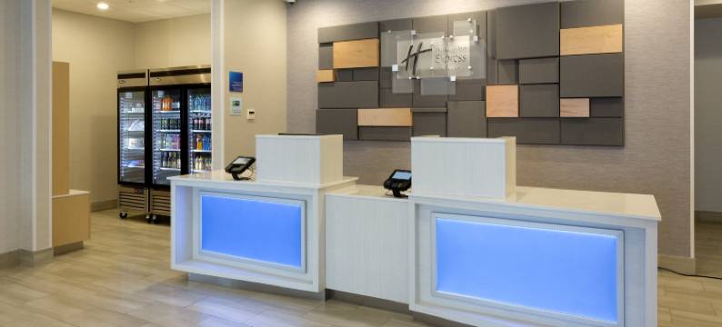 西雅图南塔克维拉智选假日套房酒店(Holiday Inn Express & Suites SEATTLE SOUTH - TUKWILA by IHG)图片